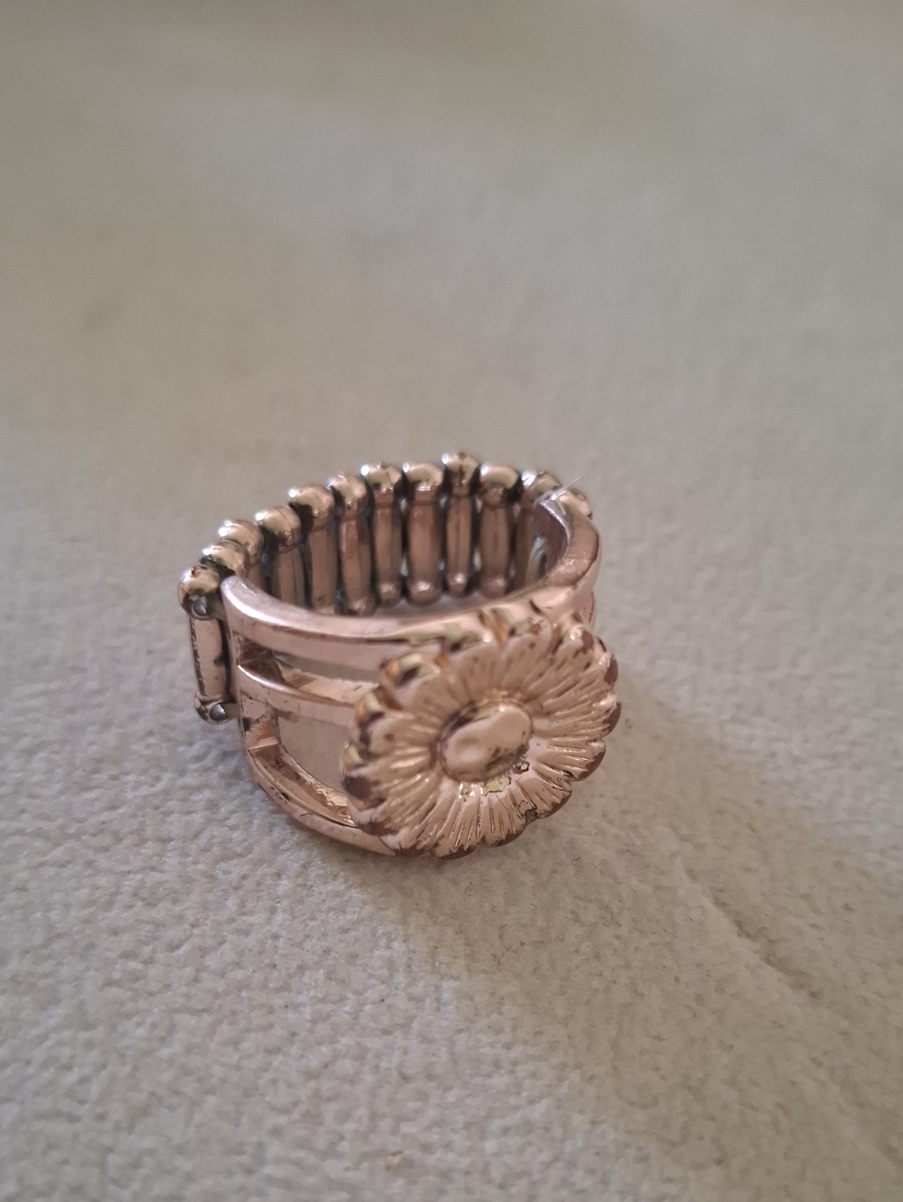 Rose Gold Floral Stretch Ring - Women Jewelry